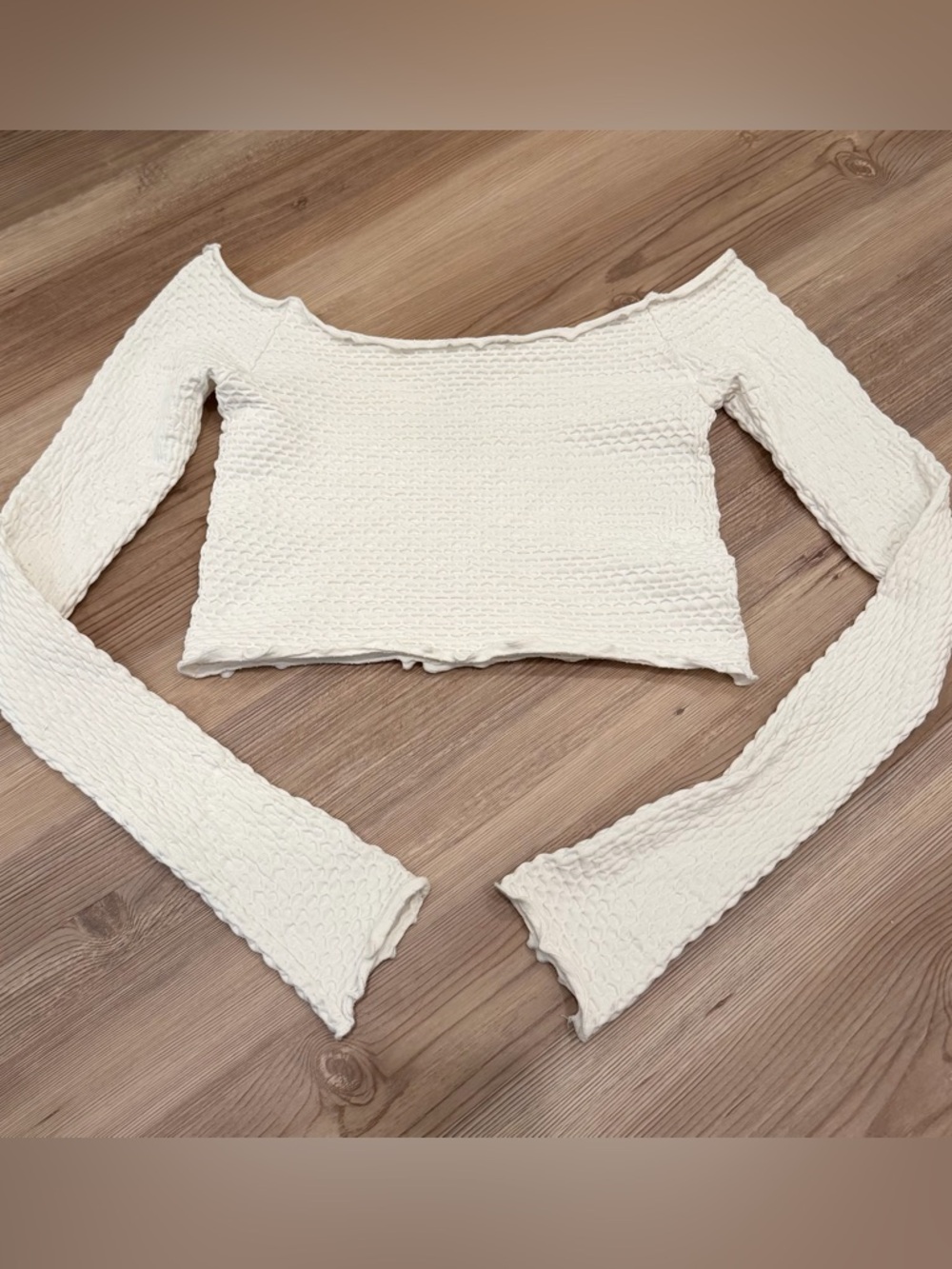 Intimately Free People White Textured Off The Shoulder Long Sleeve-XS/S
